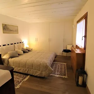https://san-marco-apartment-with-canal-view.hotelinveneto.com