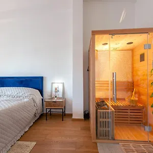 Luxus P4t Family 3 Bedroom With Pool, Tennis Court And Sauna Appartamento