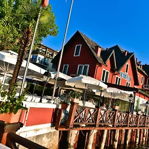 https://villa-laguna.hotelinveneto.com