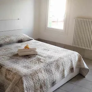 https://house-on-the-water.hotelinveneto.com
